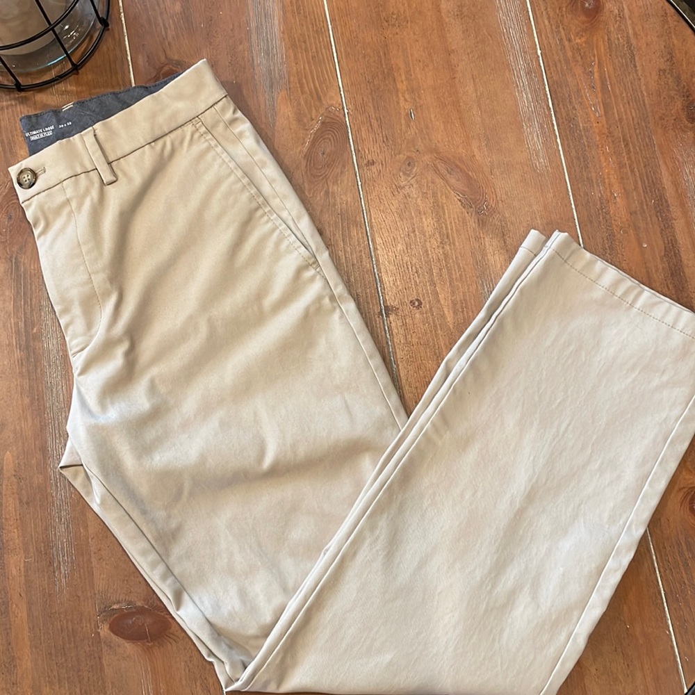 Old Navy mens khaki pants, 30x32